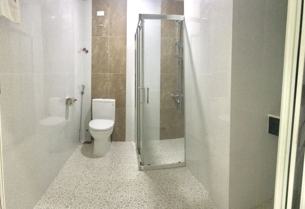 Hoang Yen Canary Hotel 64/66