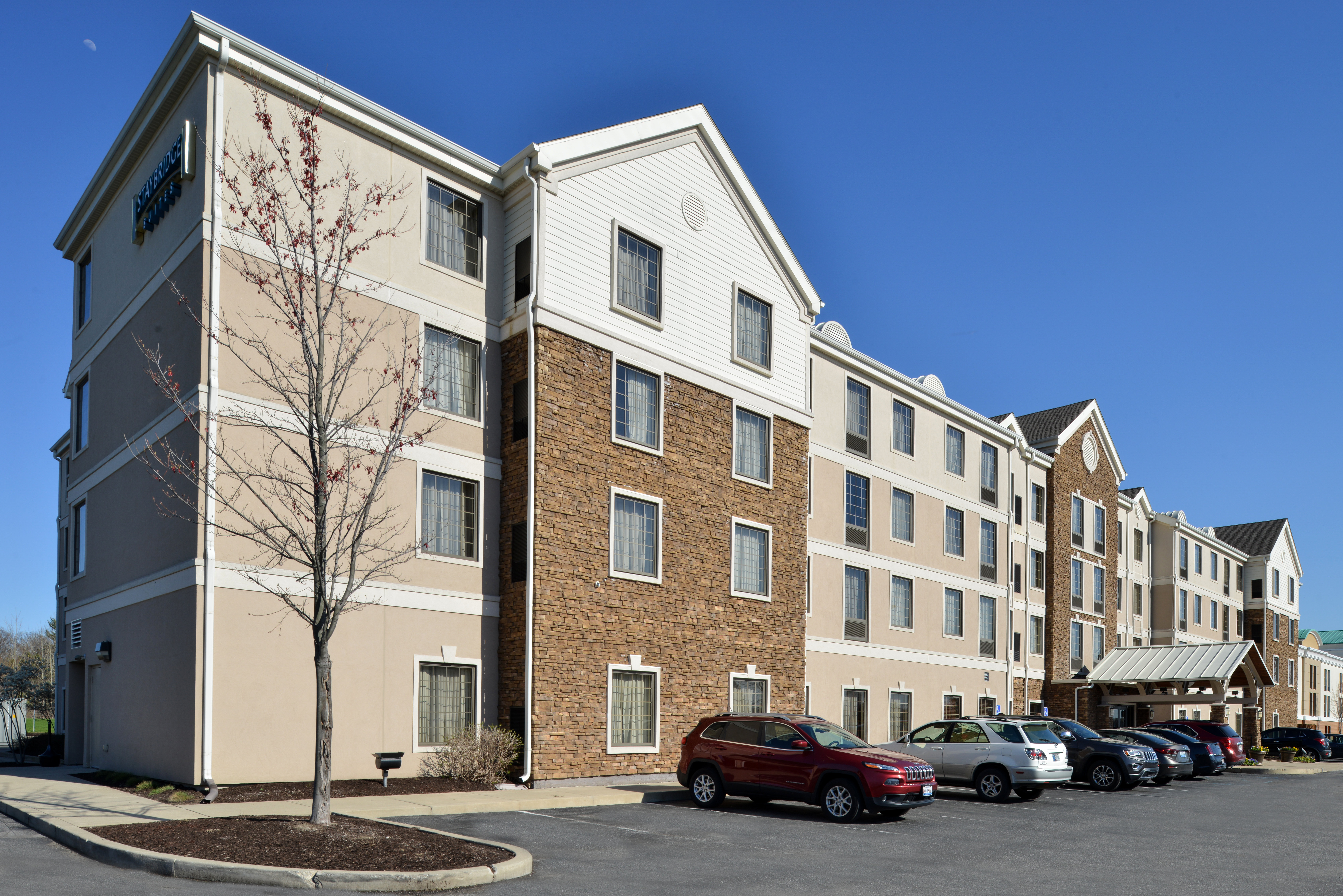 Staybridge Suites Indianapolis Airport 64/70