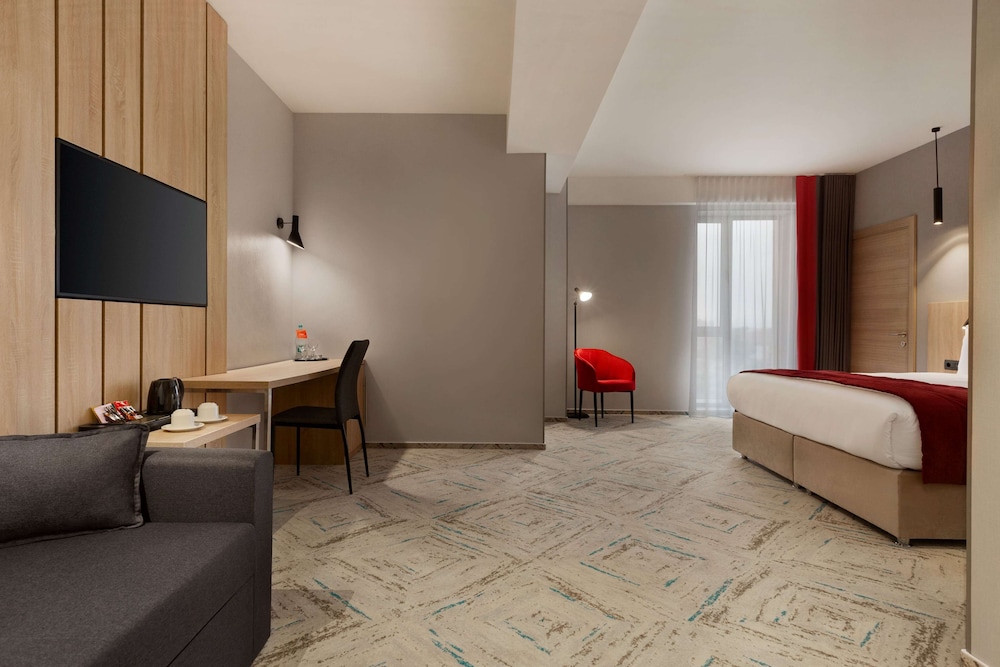 Ramada by Wyndham Targu Jiu 12/21