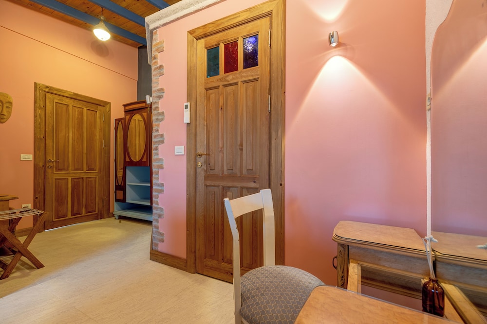 Sakin Ev Hotel 18/49