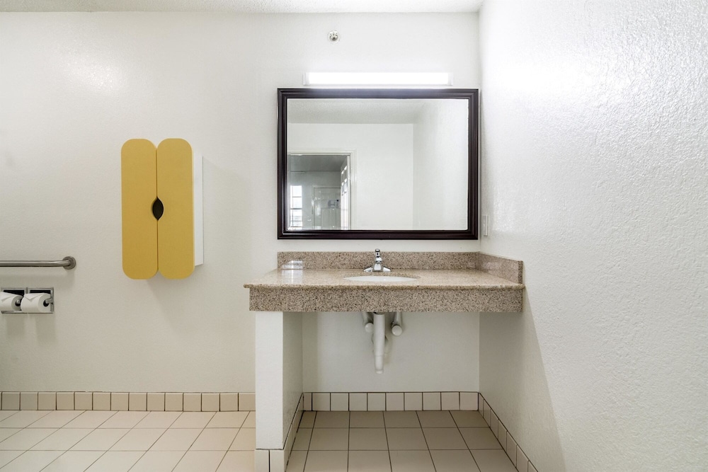 Studio6 Plano, TX - Dallas - Plano Medical Center 60/60
