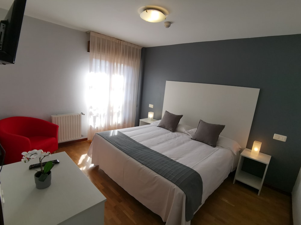 Hotel El Trasgu 7/21