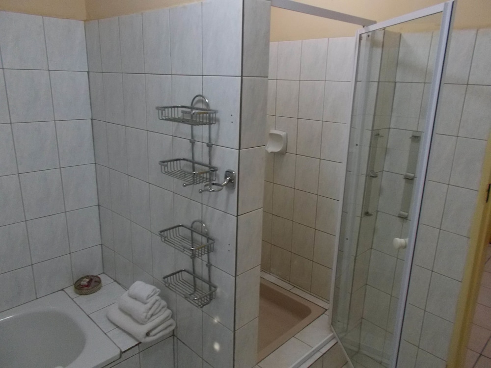Wasingo Guest Inn 50/50