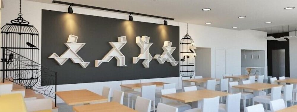 Sahin Hotel 2 23/36