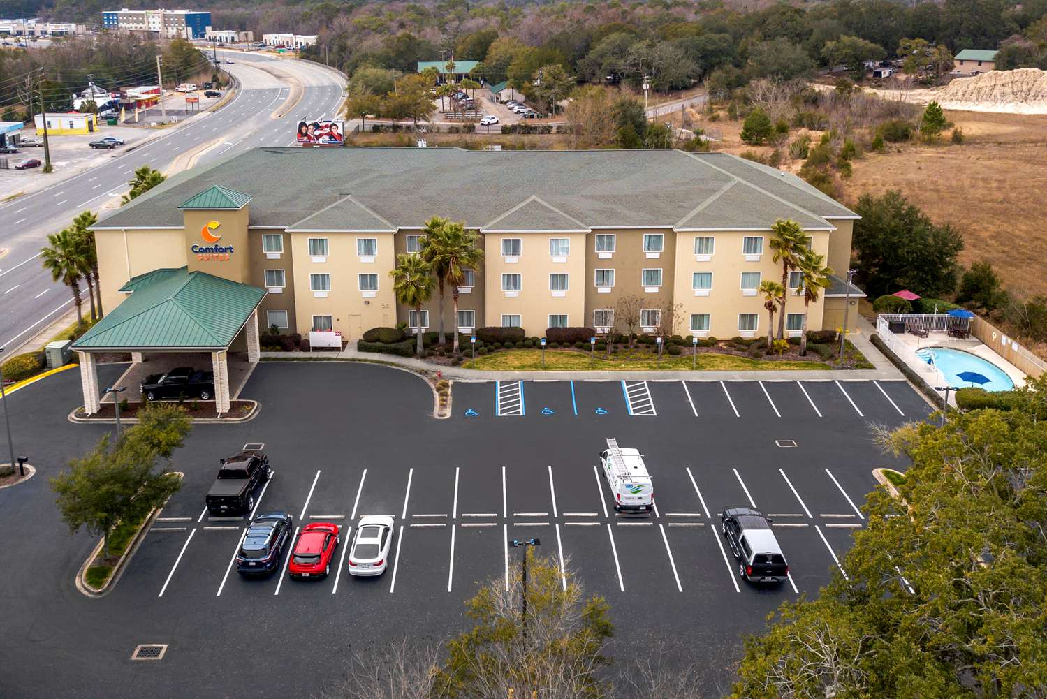 Comfort Suites Niceville Near Elgin Air Force Base 8/61