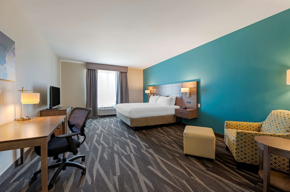 Best Western Plus Centralia Hotel & Suites 14/53