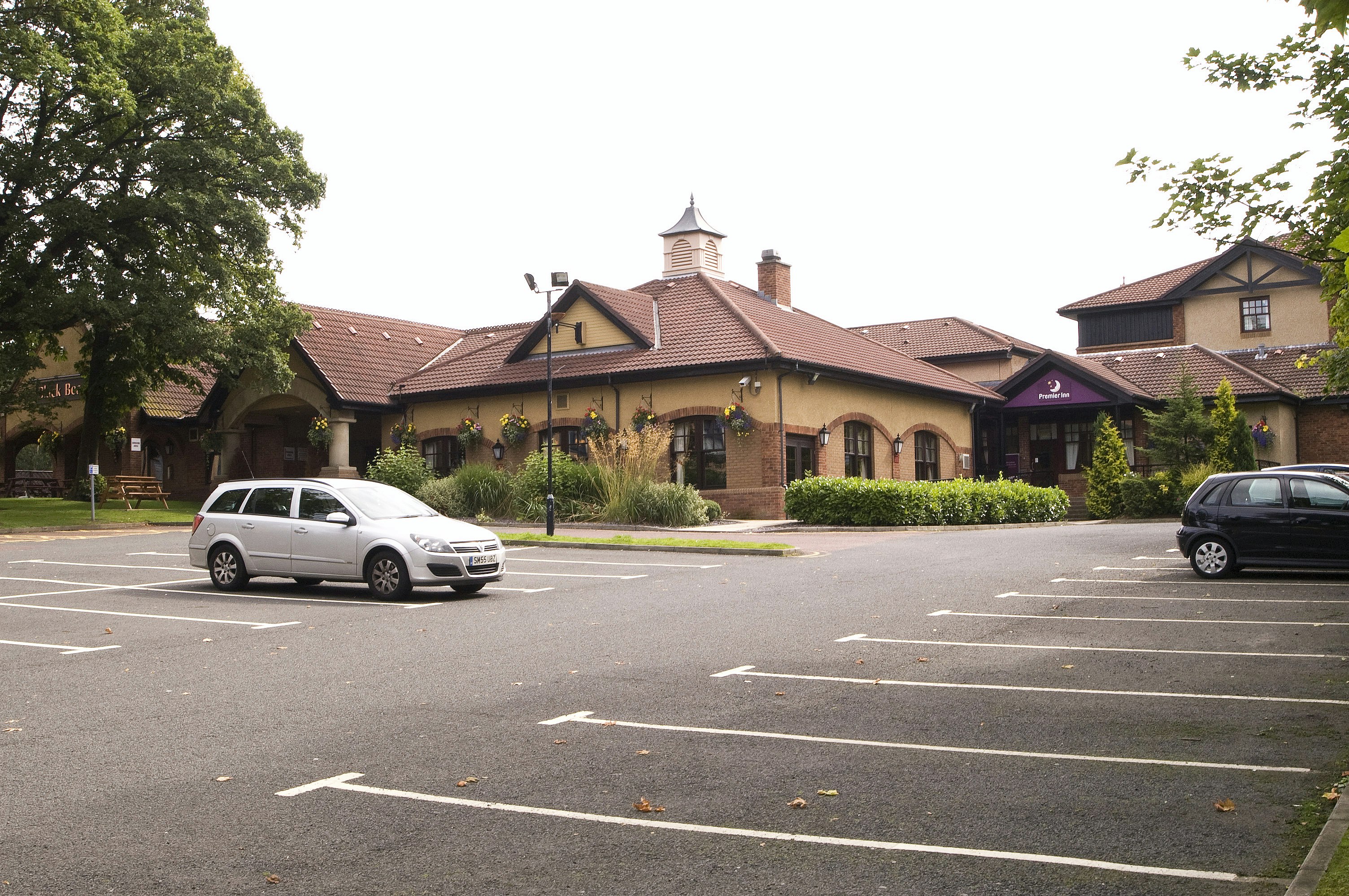 Premier Inn Glasgow East 19/22