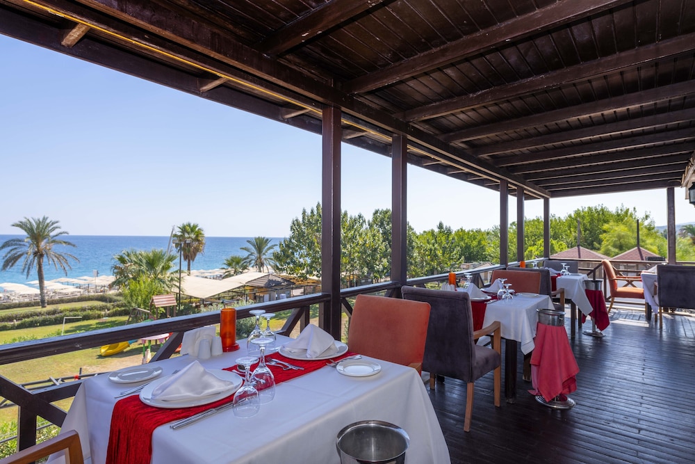 Armas Labada Hotel 14/71