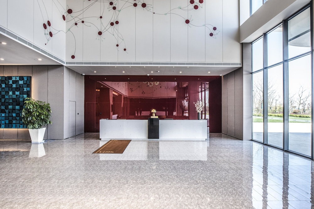 Q-Box Hotel Shanghai Sanjiagang 8/65