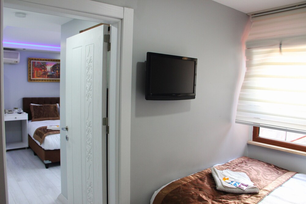 Hamzabey Hotel 33/41