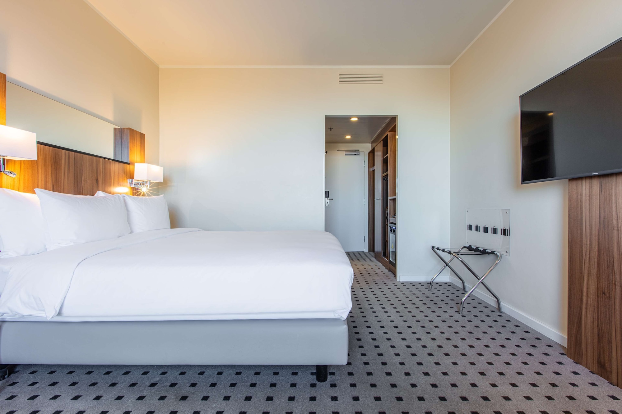 Panoramic, Premium, Queen Bed, Lake View, Radisson Blu Scandinavia Copenhagen 4/8