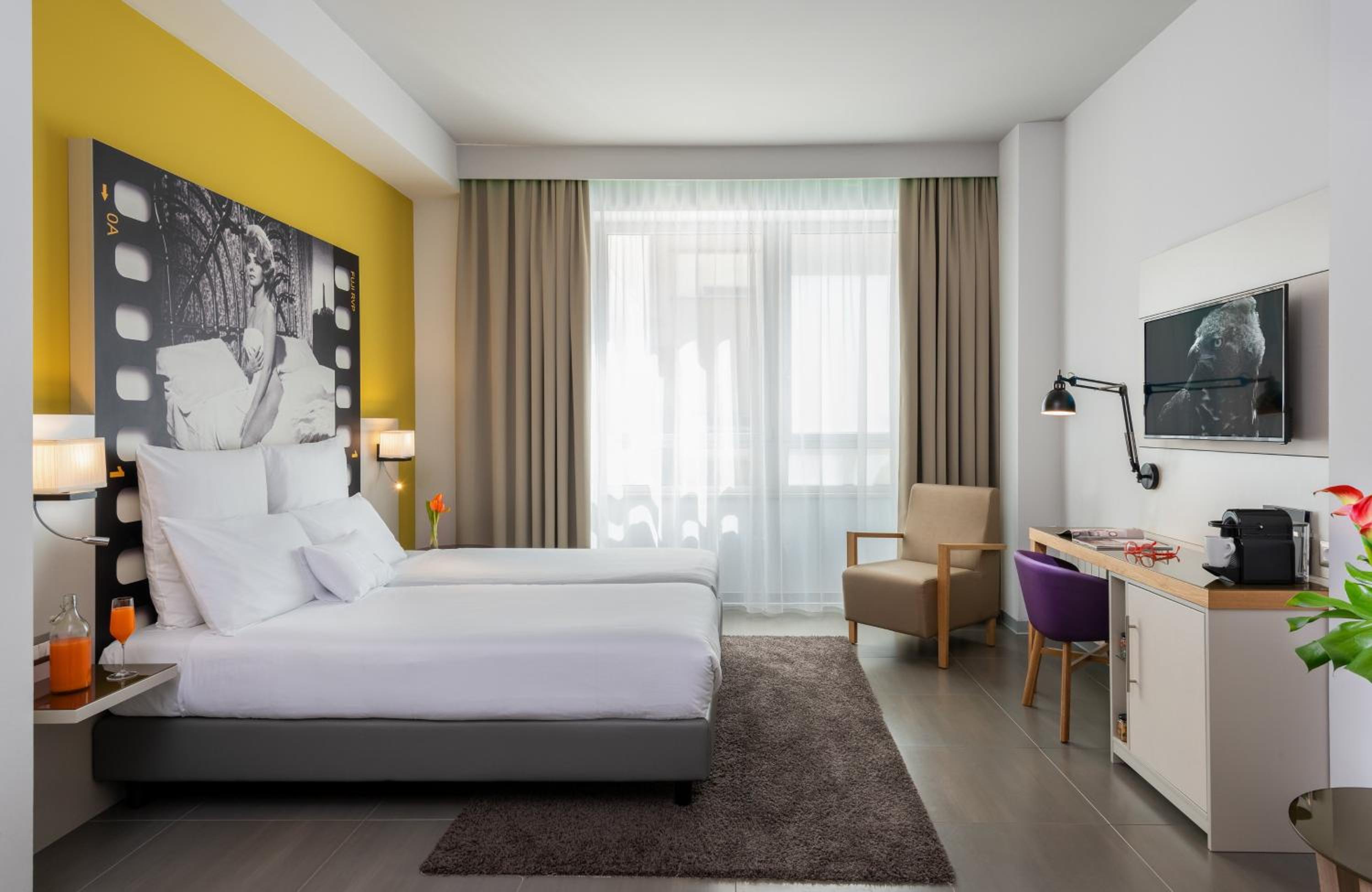 Space, Double Bed