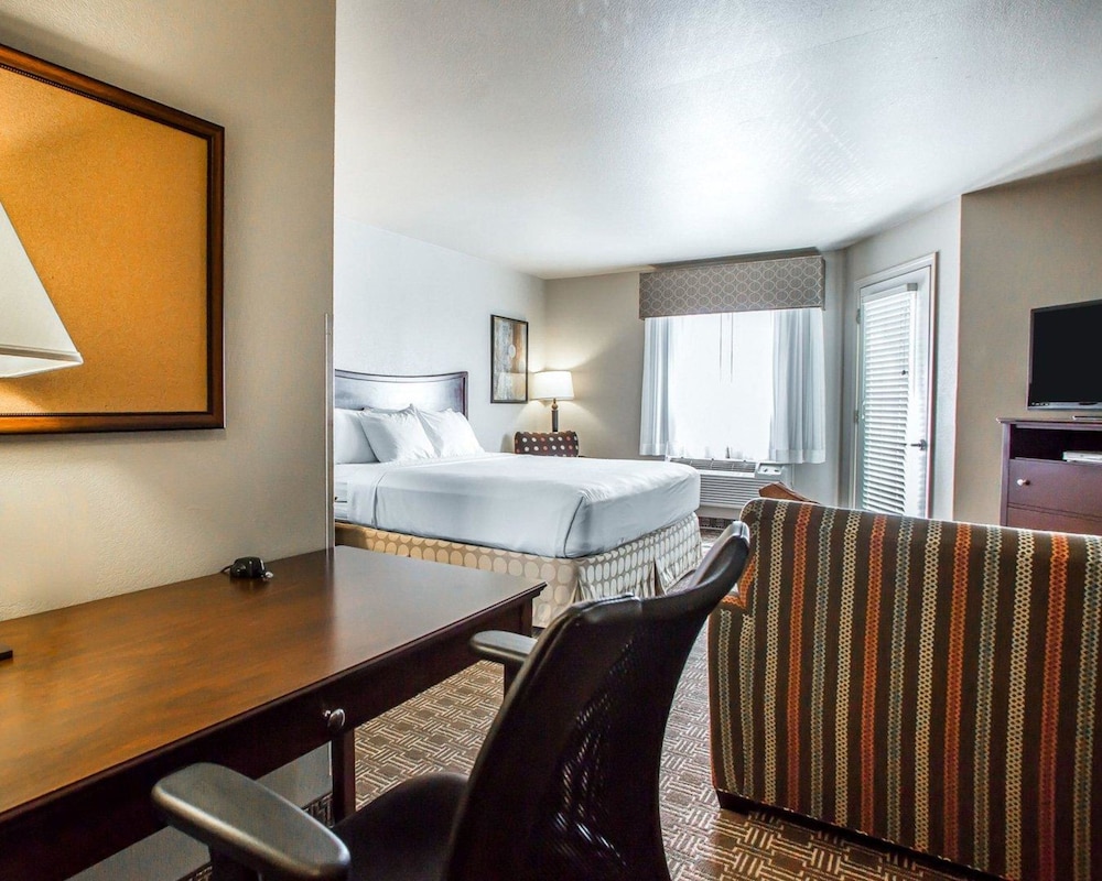 MainStay Suites St. Robert - Fort Leonard Wood 10/61