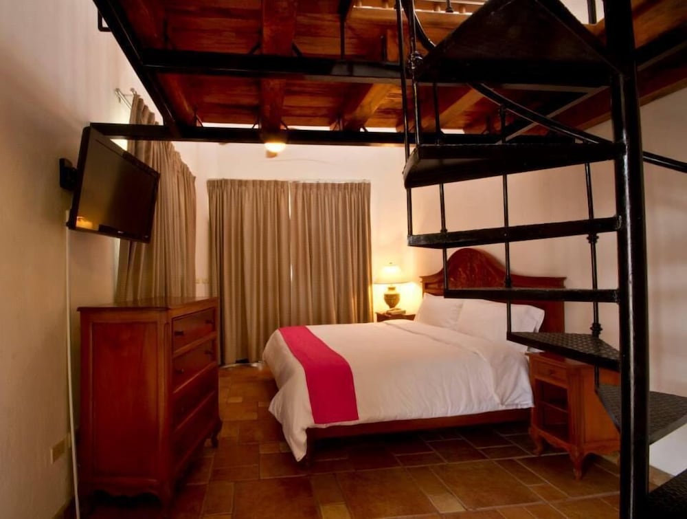 Hotel Meson del Mar 10/41