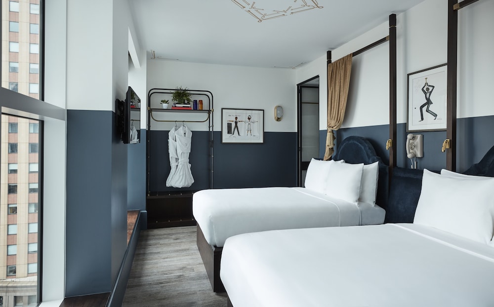 Civilian Hotel 16/46