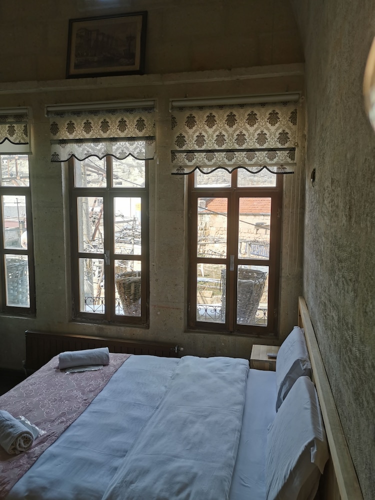 Kardesler Cave Hotel 8/48