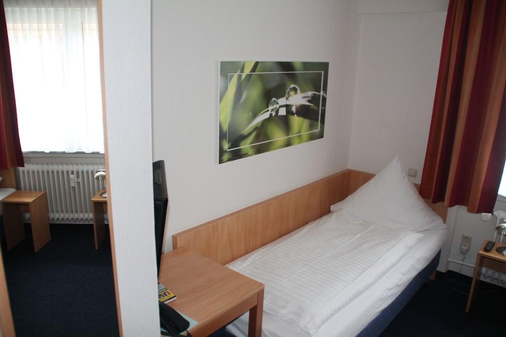 Hotel Romerhof by Trip Inn 10/15