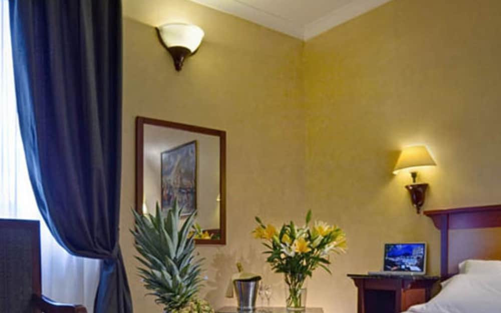 Hotel Corona d'Italia 8/38