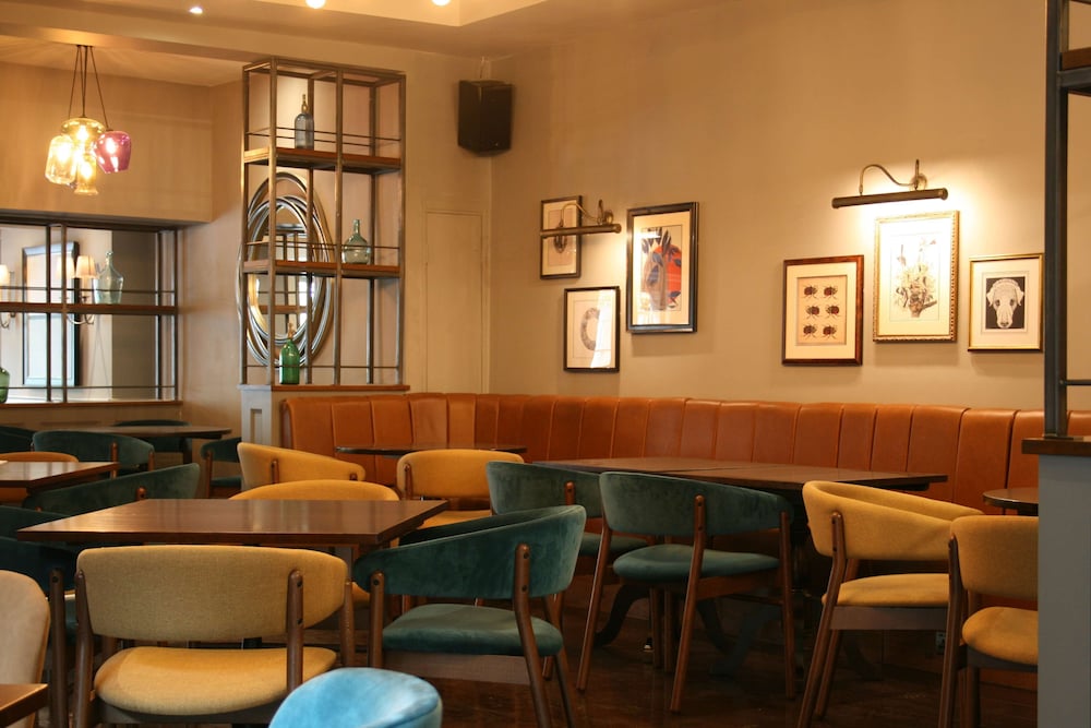 Best Western Plus Angel Hotel 56/64