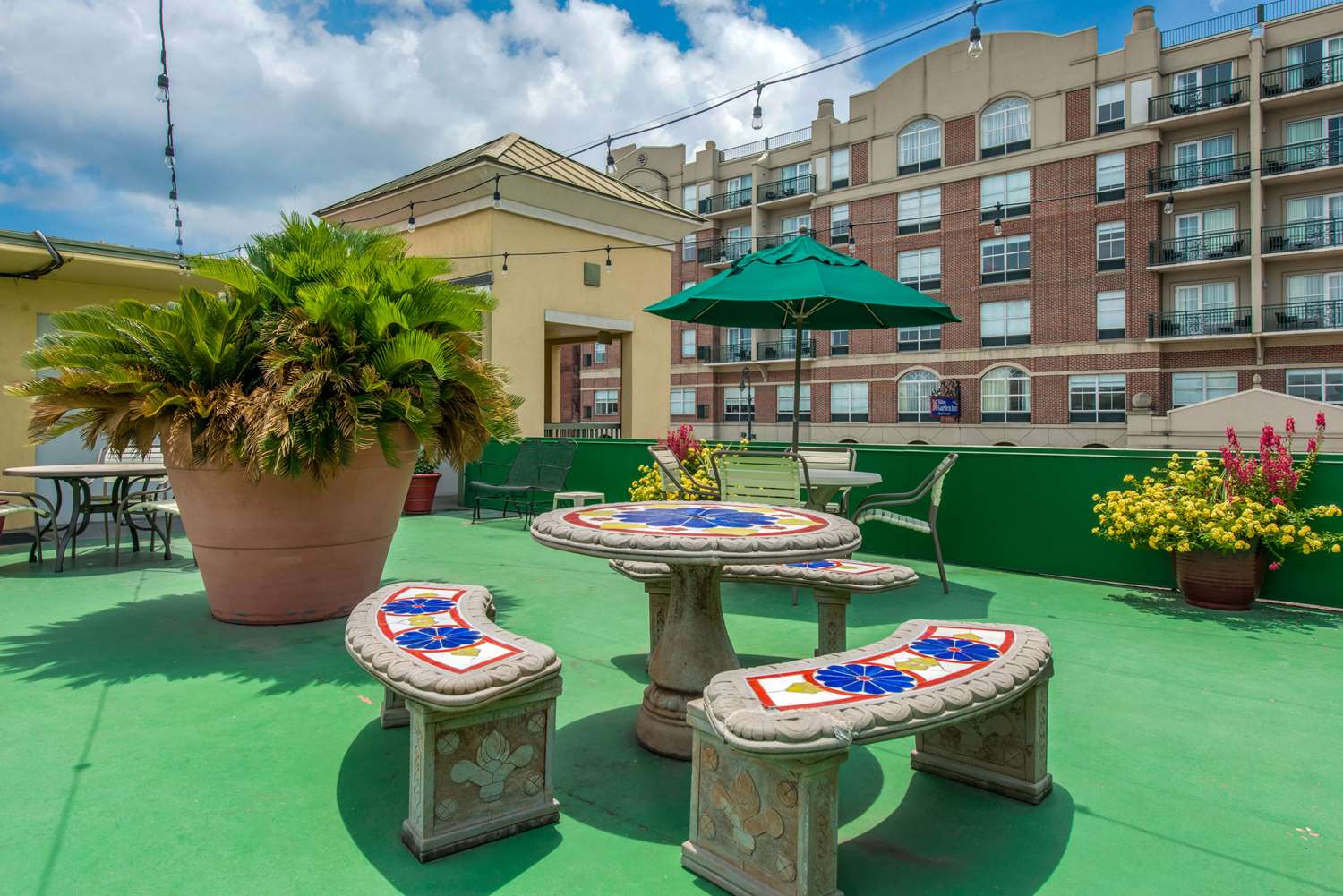 Quality Inn Savannah Historic District 27/31