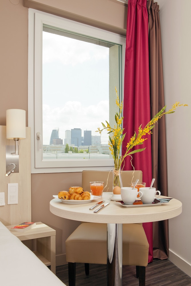Residhome Nanterre La Defense 37/43