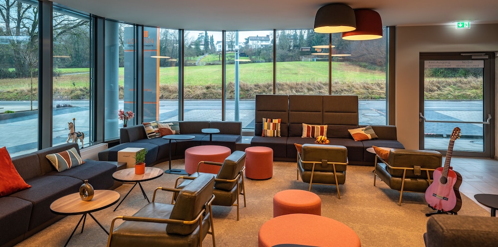 LOGINN Hotel Stuttgart Zuffenhausen 27/35