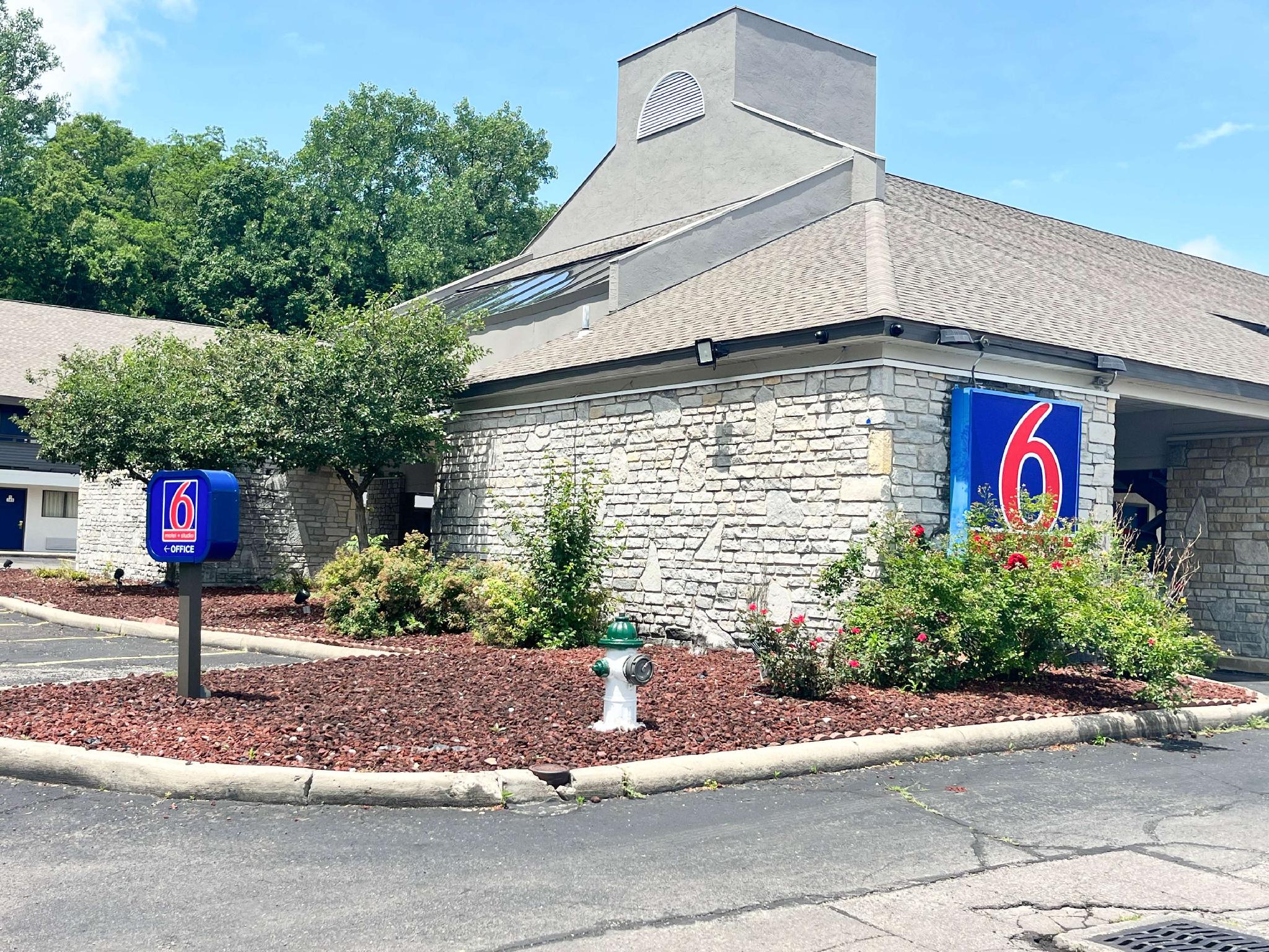 Studio6 Suites Dayton, OH - Englewood 18/24