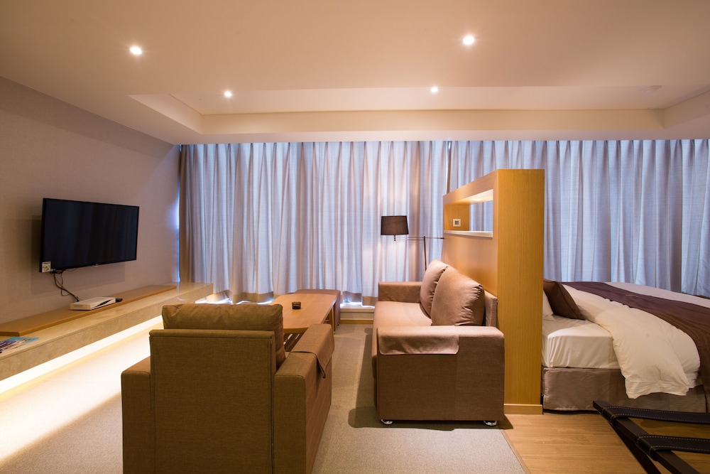 Dong Gyeong Hotel 20/64