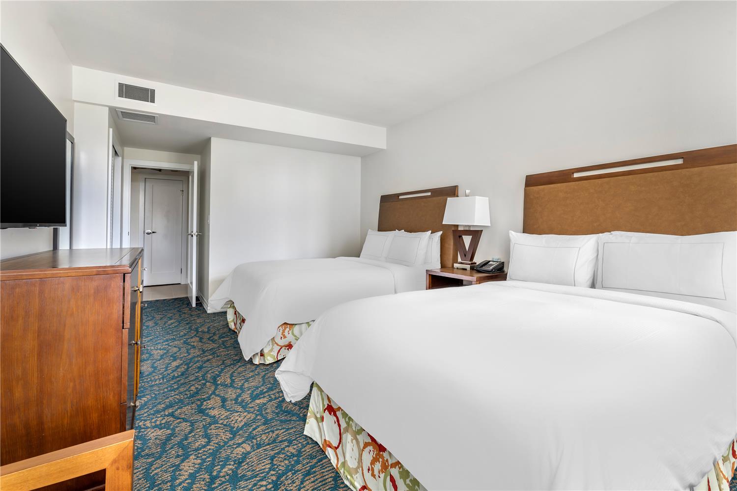 2 Bedrooms, Lagoon, Tower, Suite, Ocean View, Sofa