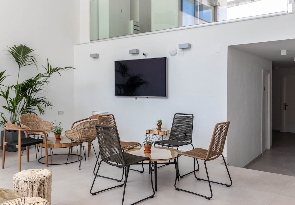 Carihuela Suites 17/31