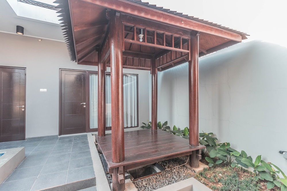 Nemuru Villa Ubud Anyer 2/30