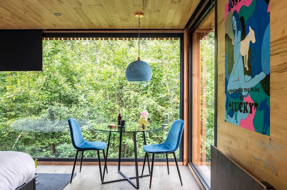 LOIRE VALLEY LODGES - HOTEL 30/50