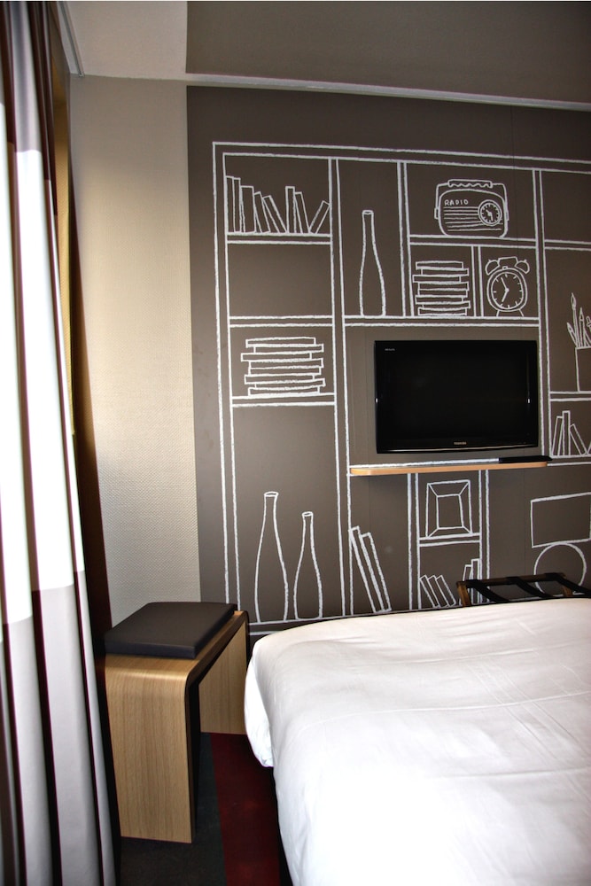 Ibis Toulouse Purpan 32/73