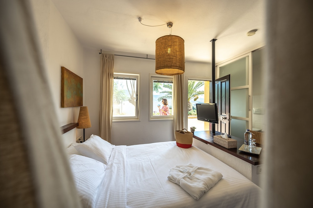 4reasons Hotel And Bistro 17/76