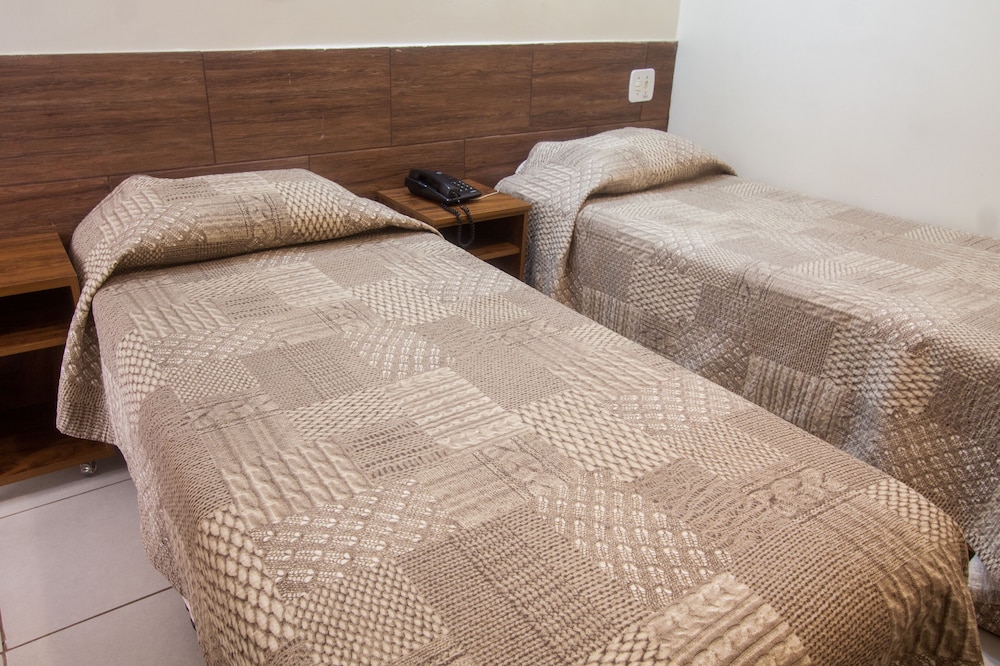 Hotel Maraja 33/50