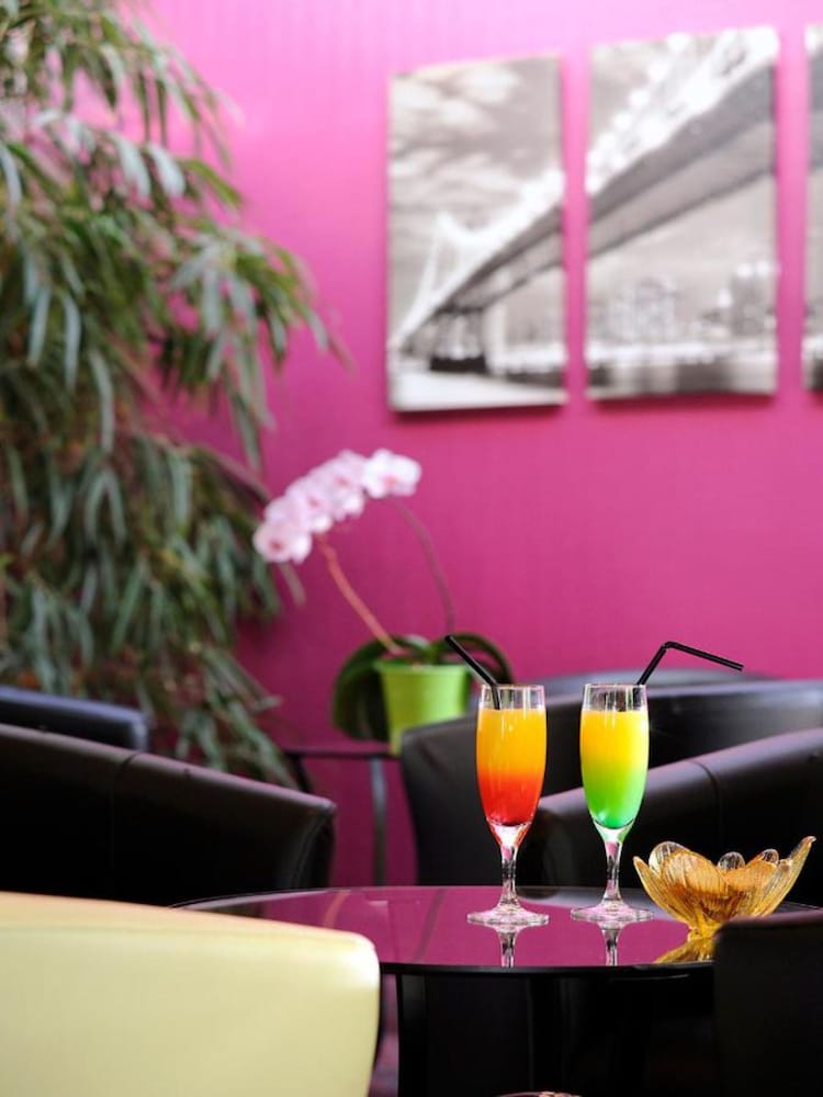 Hotel Restaurant Charme en Beaujolais 25/30