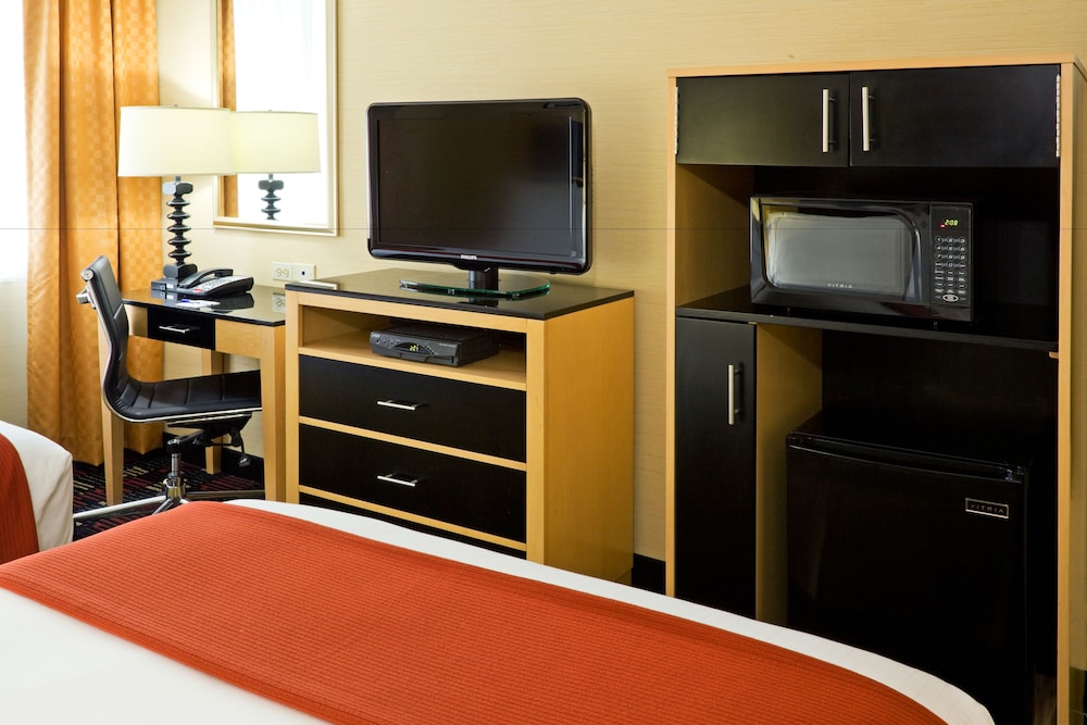 Holiday Inn Express New York City Wall Street 48/51