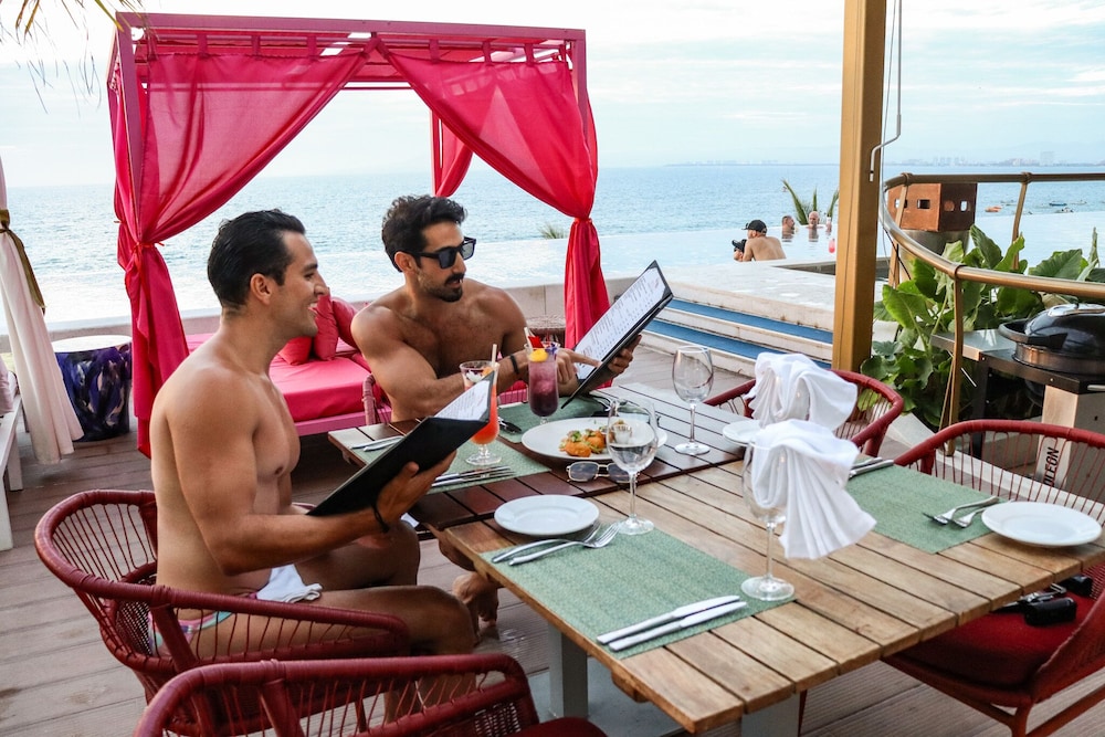 Almar Resort Luxury LGBT Beach Front Experience 44/59