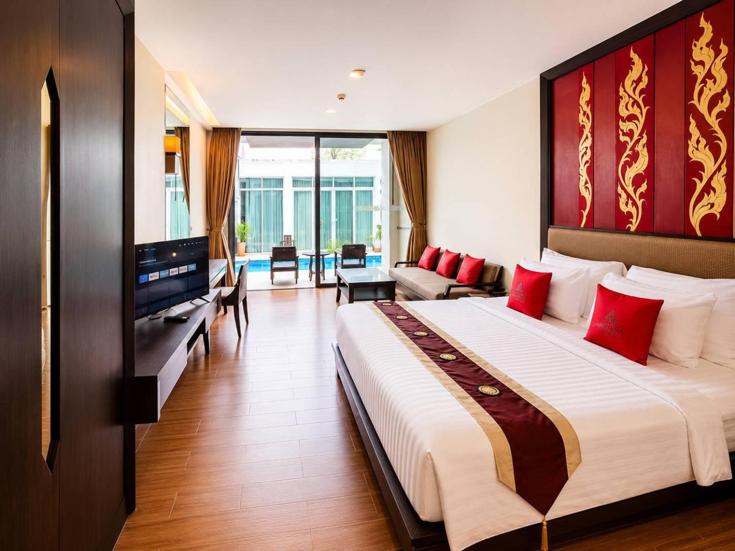 Junior Suite, Pool Access
