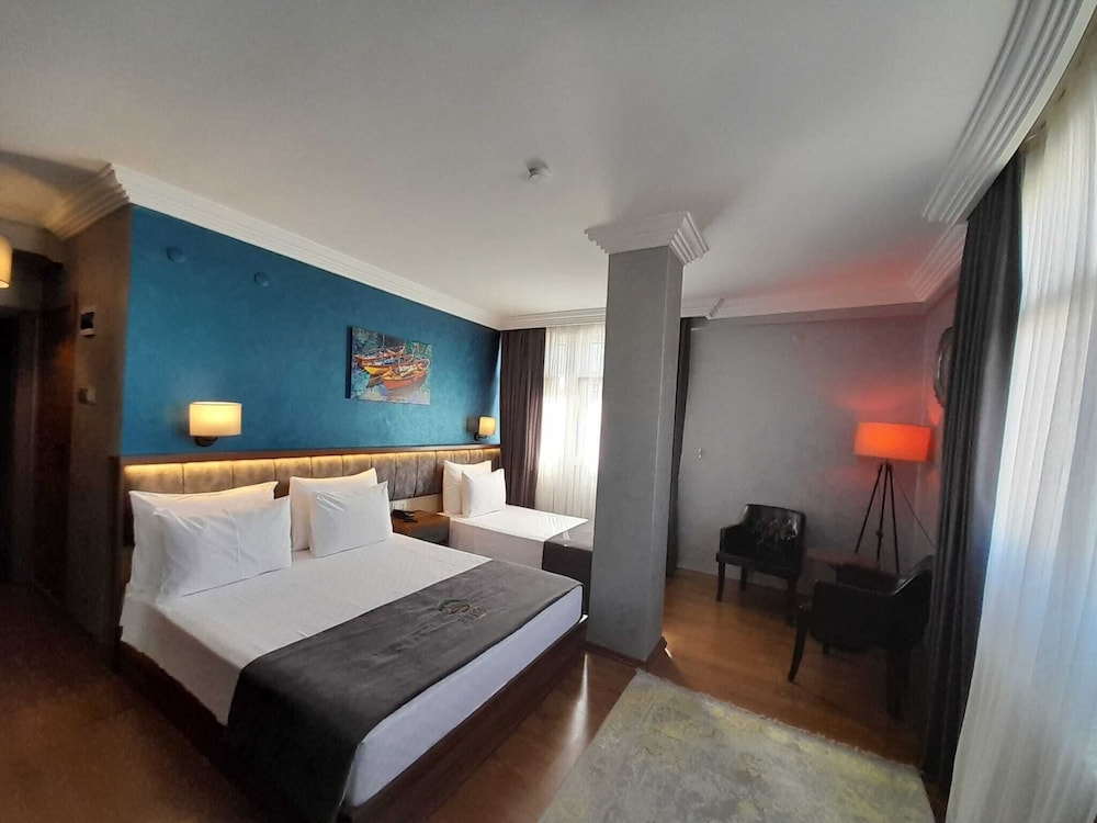Green Hotel 17/51