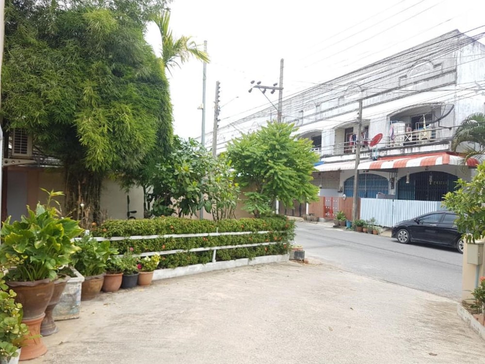 The Star Villa Resort 23/24