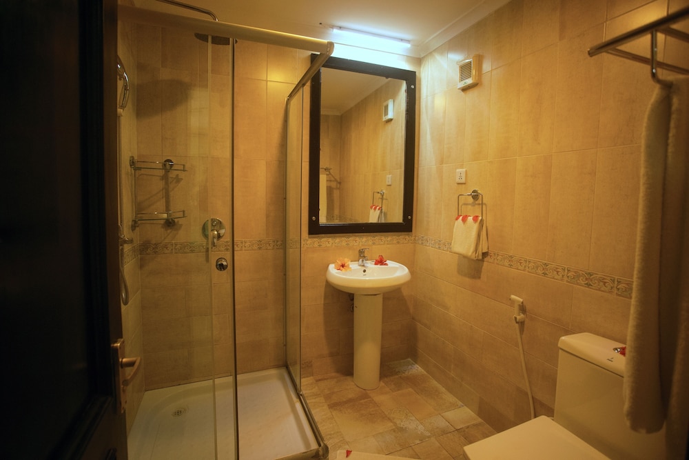 Jungle Paradise Beach Resort & Spa Mbweni Ruins 49/50