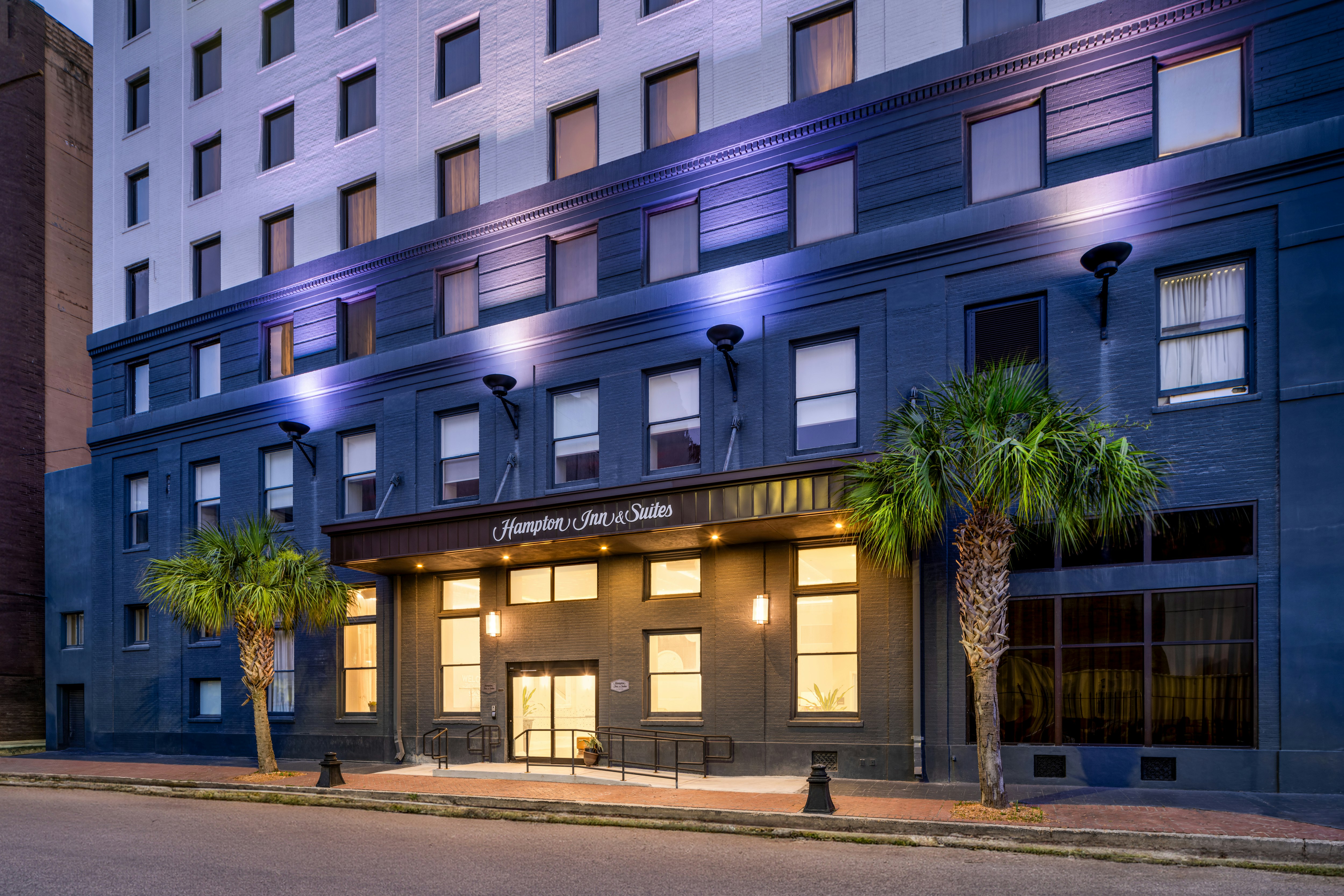 Hampton Inn & Suites New Orleans Canal St. French Quarter in NEW ORLEANS - LA