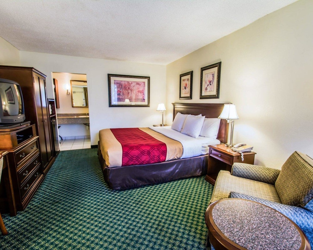 ISLAND HOTEL of Space Coast 19/46