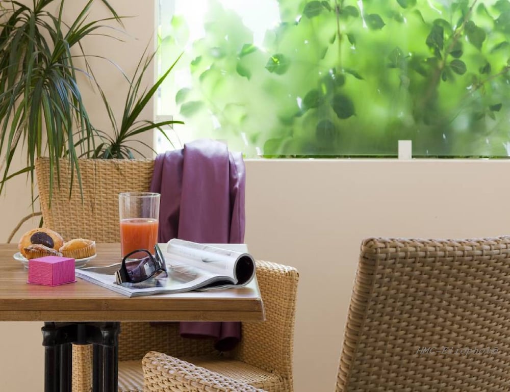 restaurant-cafeteria