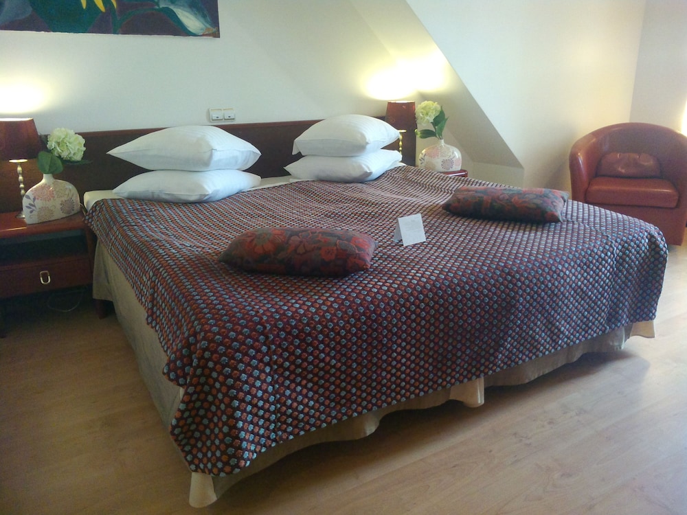 A1 Hotel 22/51