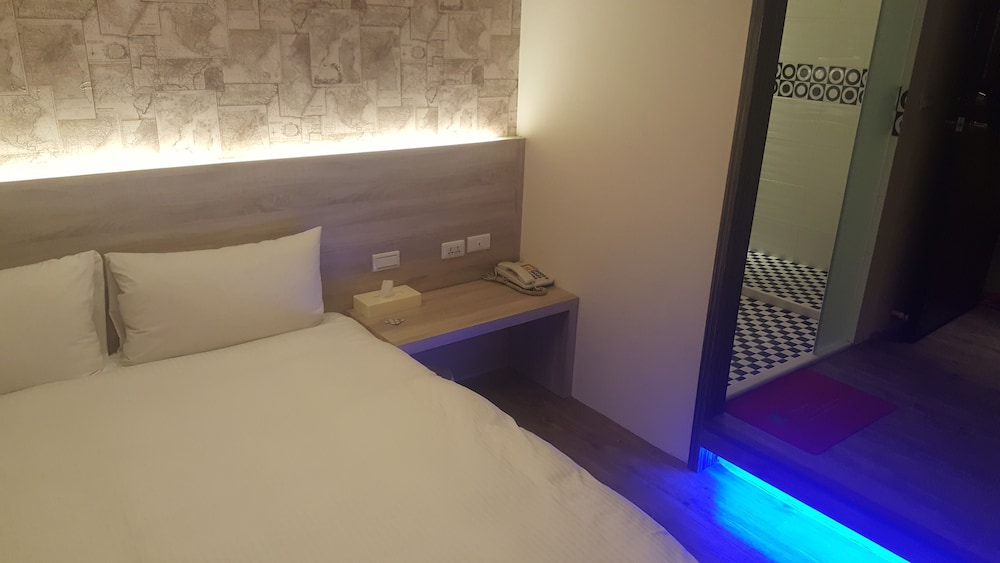 Honey Prince Hotel 10/36