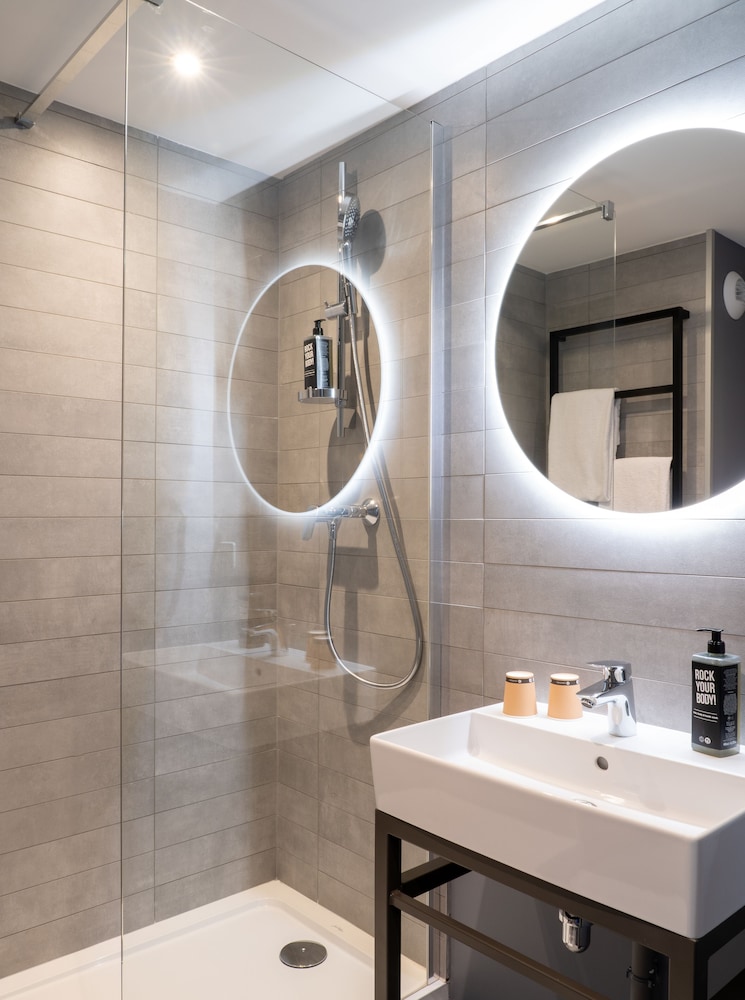 Ibis St Paul Trois Chateaux 47/50