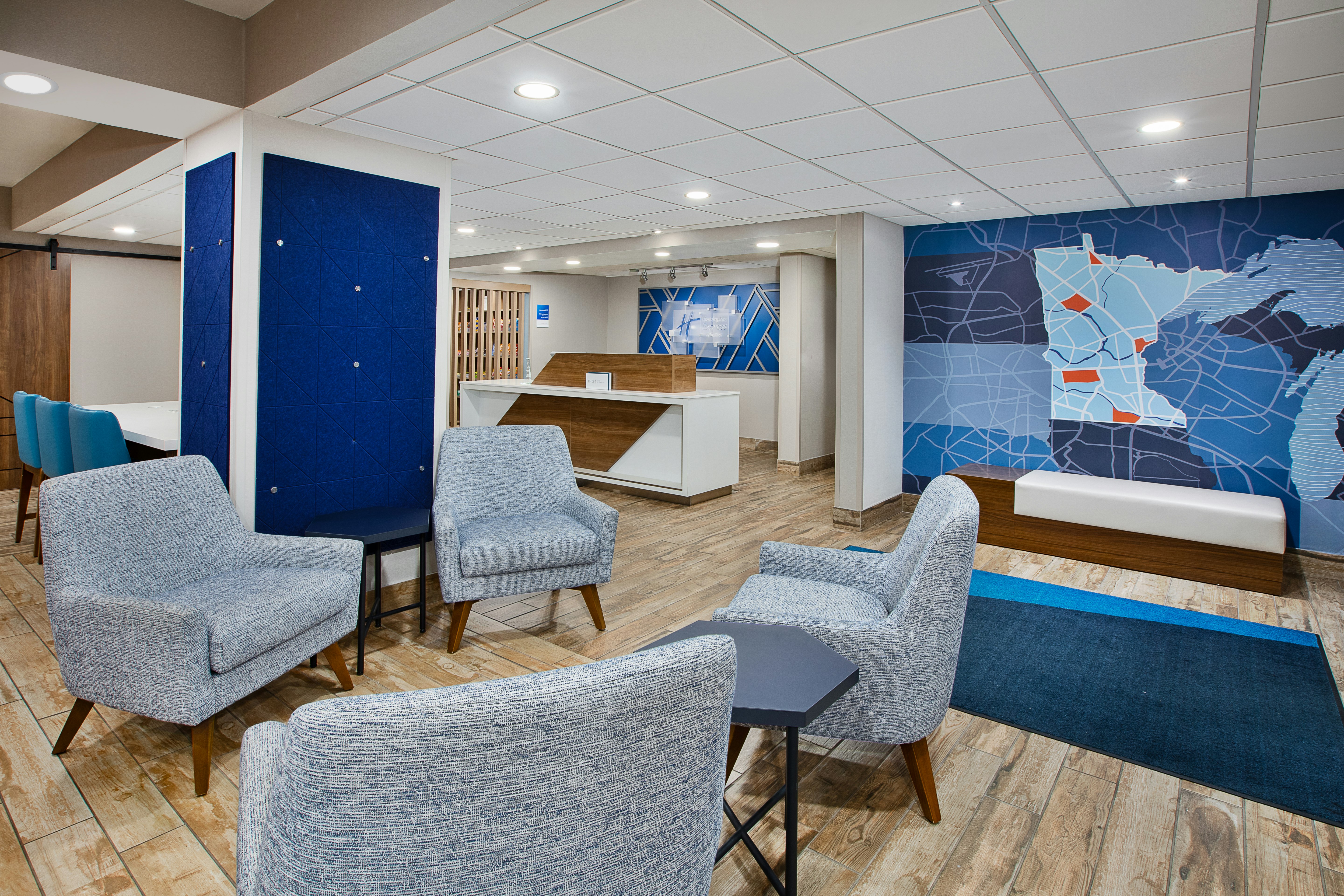 Holiday Inn Express And Suite Eden Prairie Minneapolis 35/57