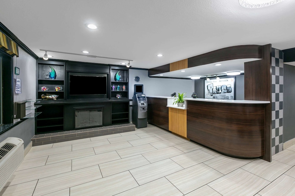 Super 8 By Wyndham Austin University/Downtown Area 13/38